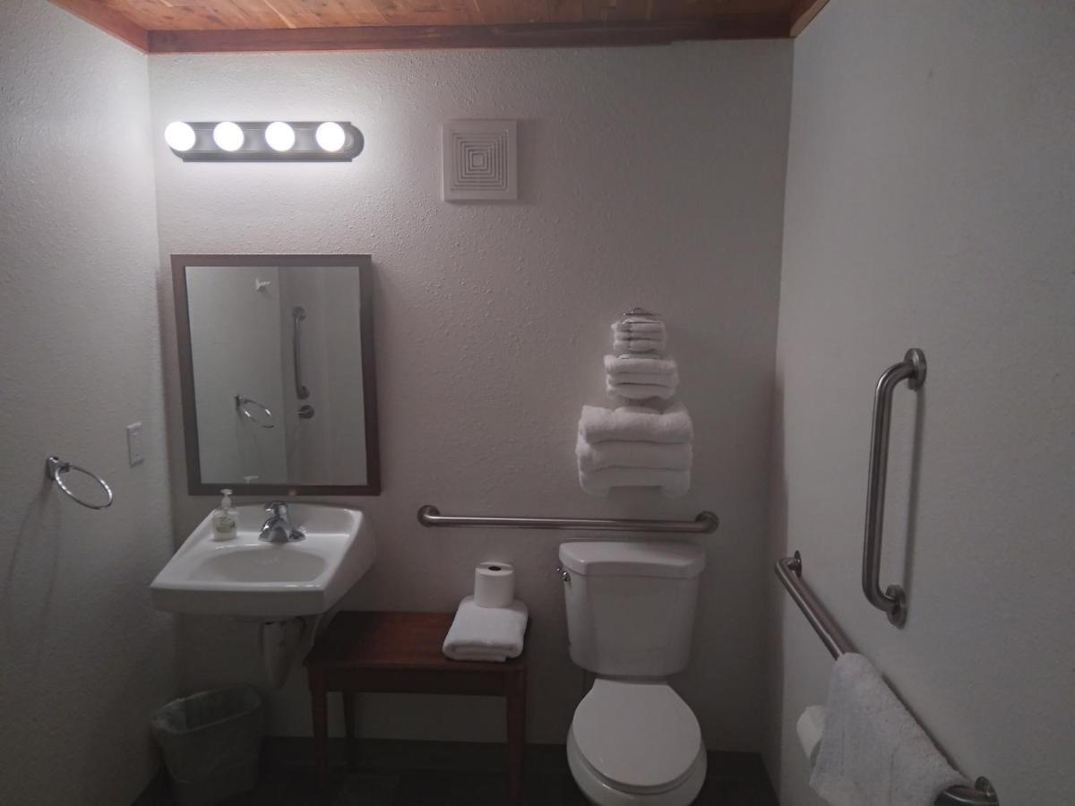 Comfort Zone Inn Rothsay Eksteriør bilde